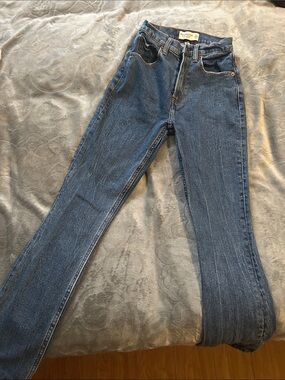 Classic High-Rise Women's Blue Jeans